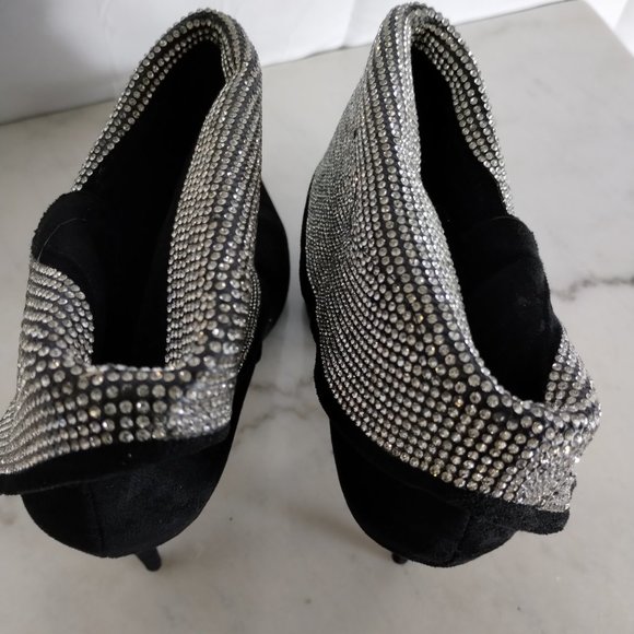 Let the sparkle begin - Picture 5 of 6